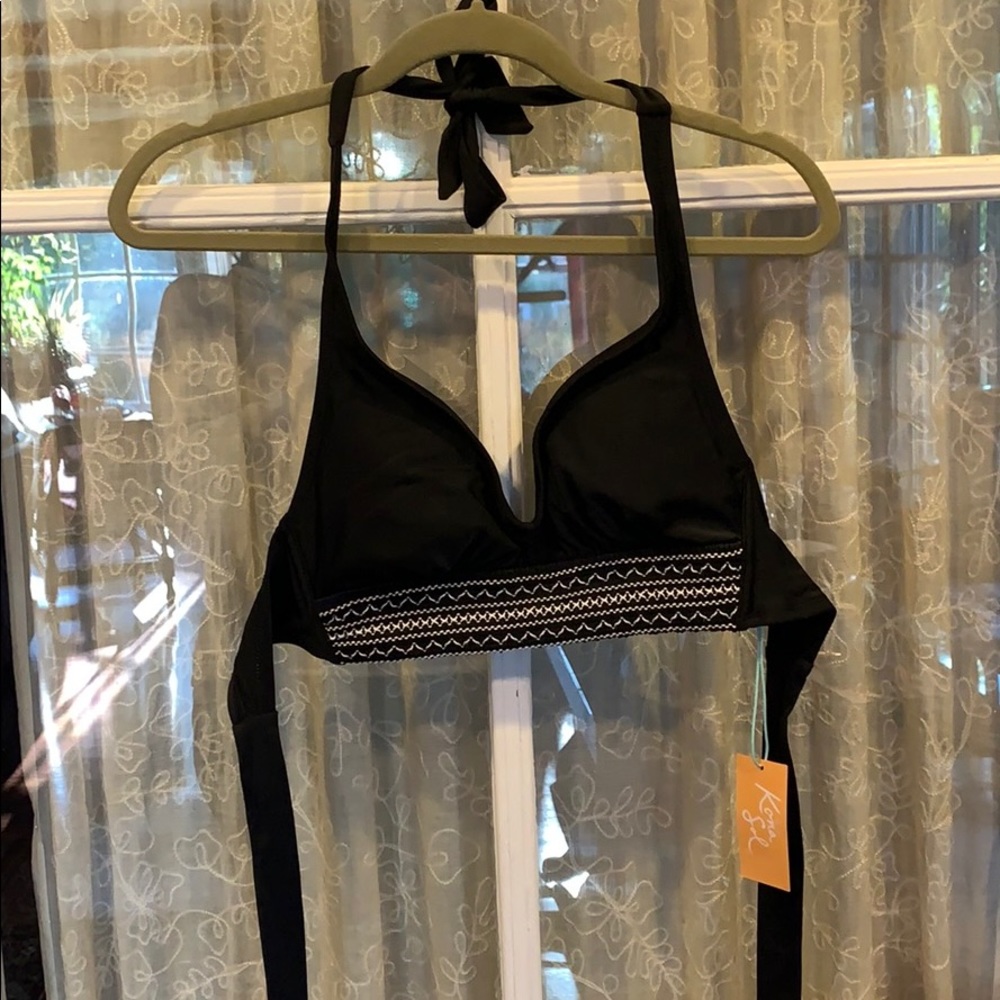 NEW Kona Sol black bikini top with embroidery